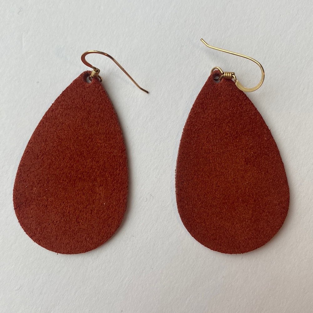 Nickel & Suede Small Ginger Teardrops
